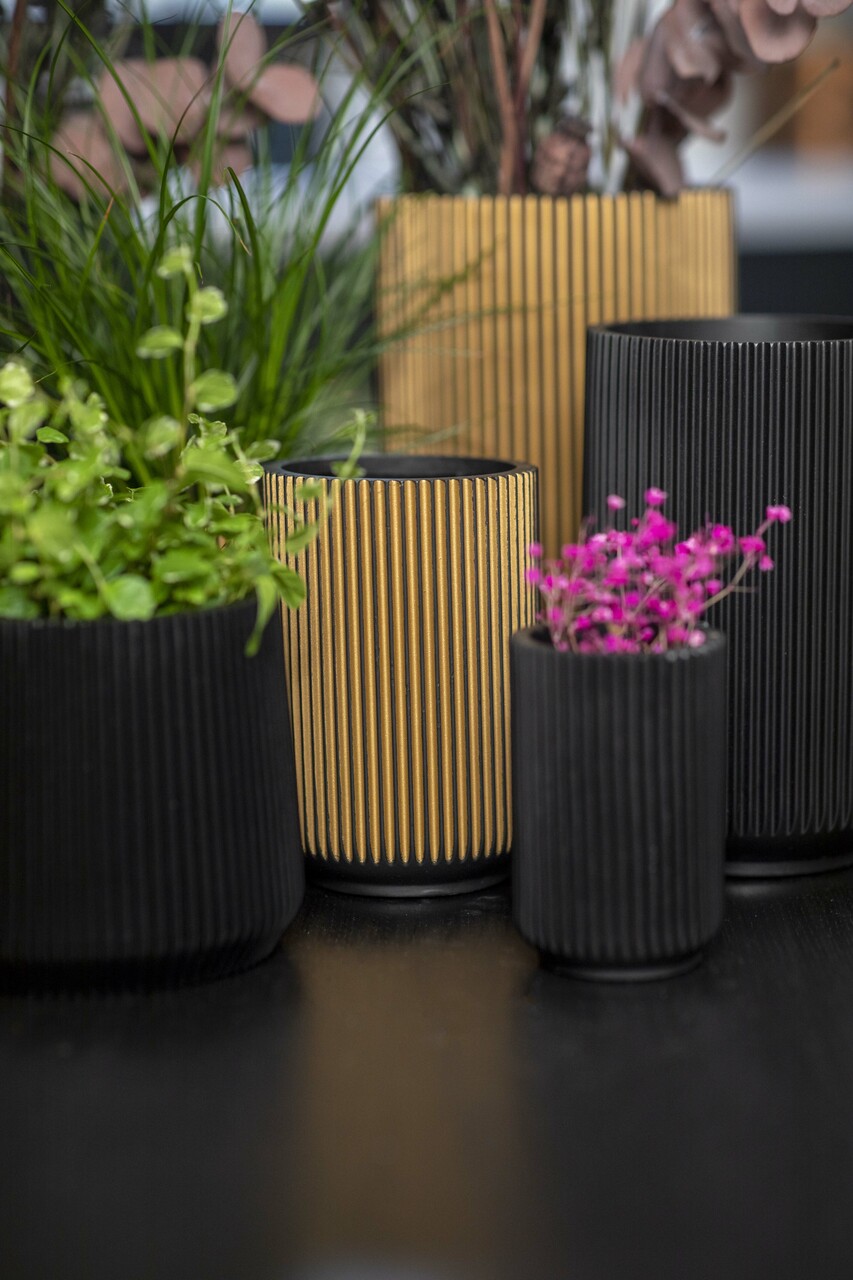 Vase High Groove Black