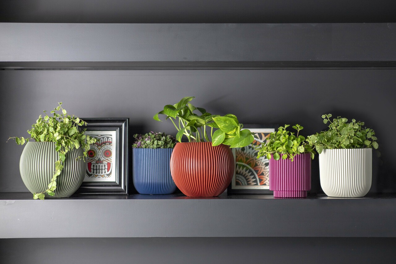 Vase Cylinder Groove Purple