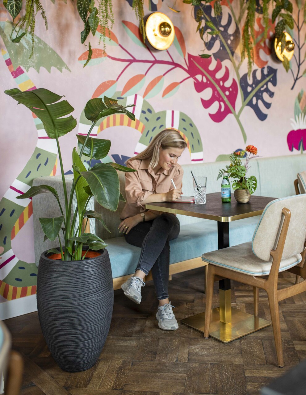 Vase Elegant Deluxe Rib NL Black