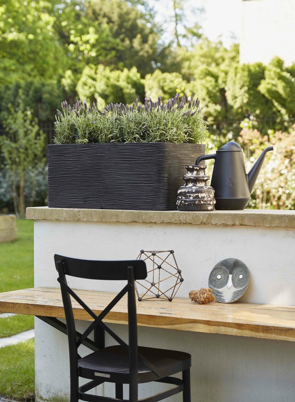 Planter Rectangle Rib NL Black