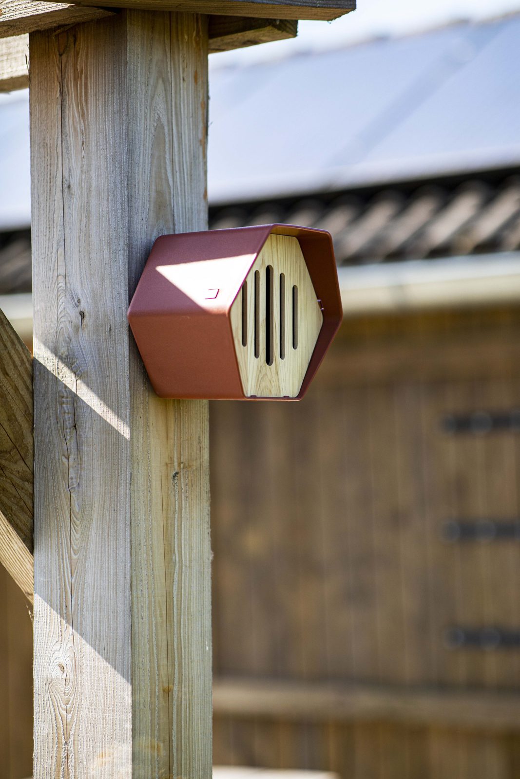 Butterfly Hotel Hive Brown